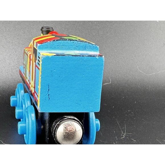 Paint Splattered Thomas The Train Wooden Railway Vtg 2003 Learning Curve Engine - Picture 8 of 14